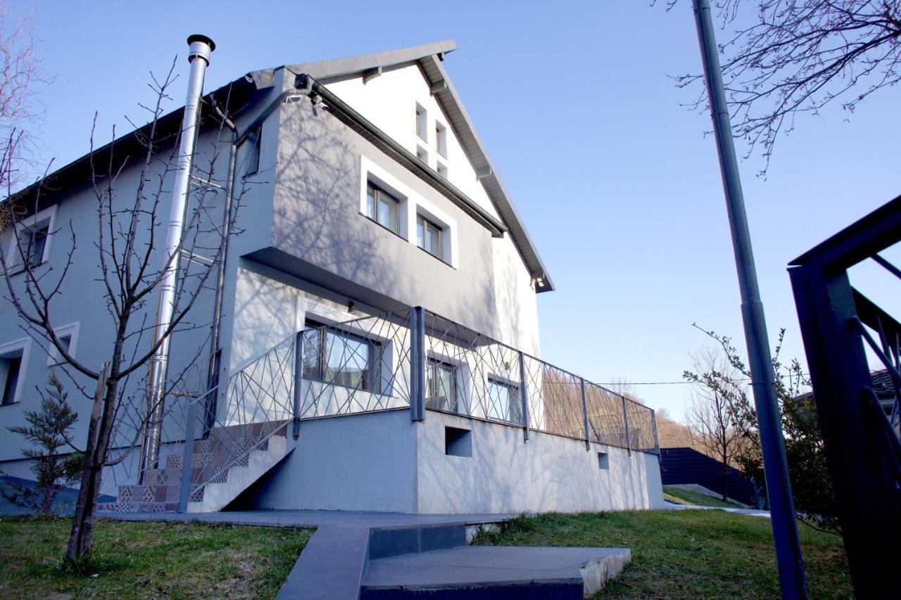 Mira By Atra Acomodação com café da manhã Teşila Exterior foto